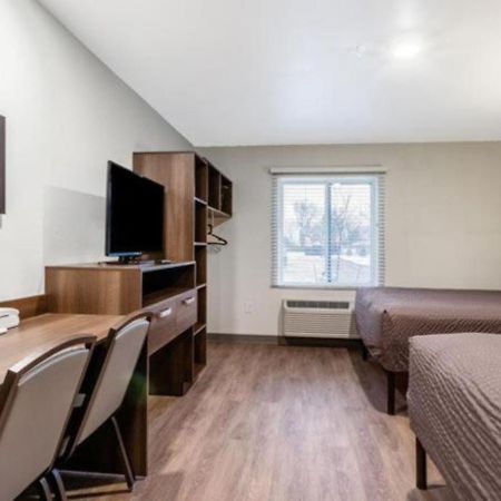 Woodspring Suites Indianapolis Airport South 외부 사진