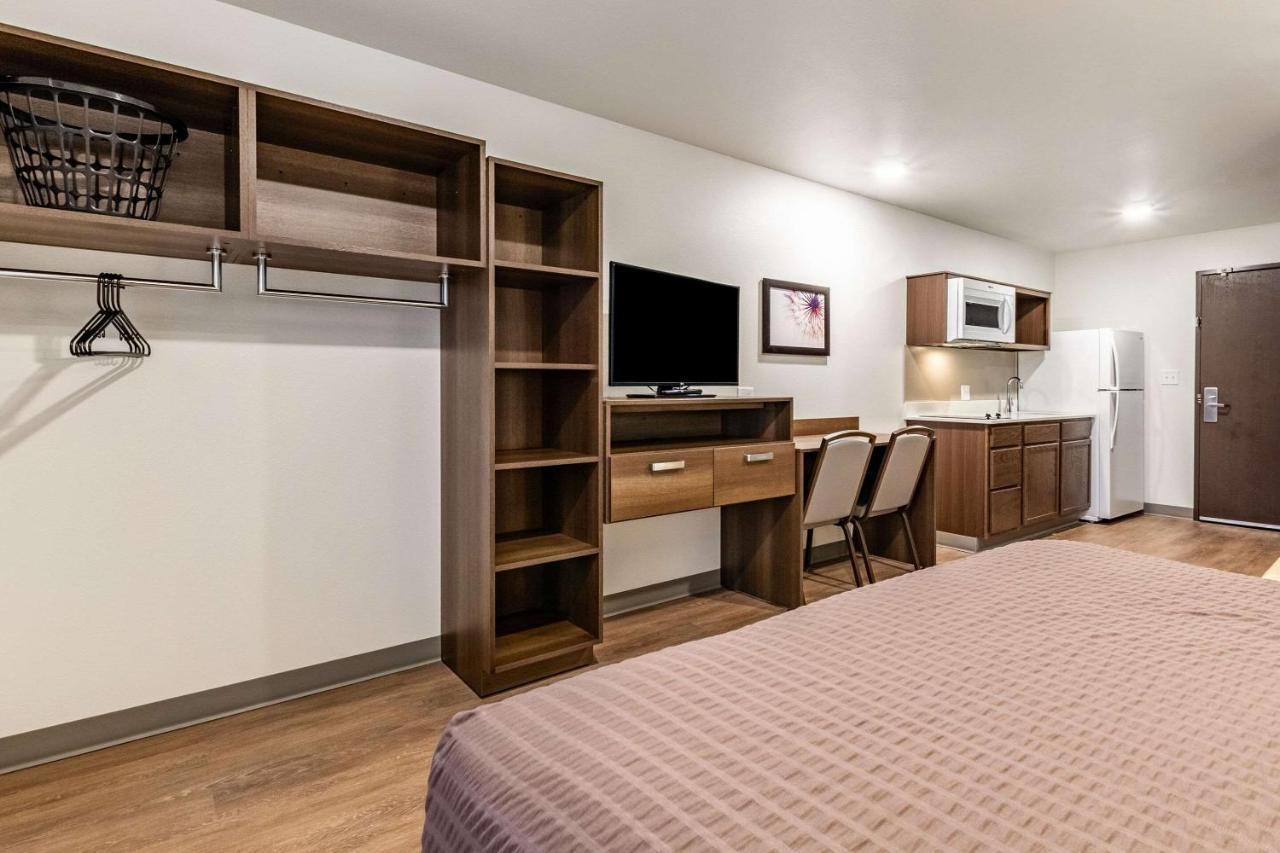Woodspring Suites Indianapolis Airport South 외부 사진